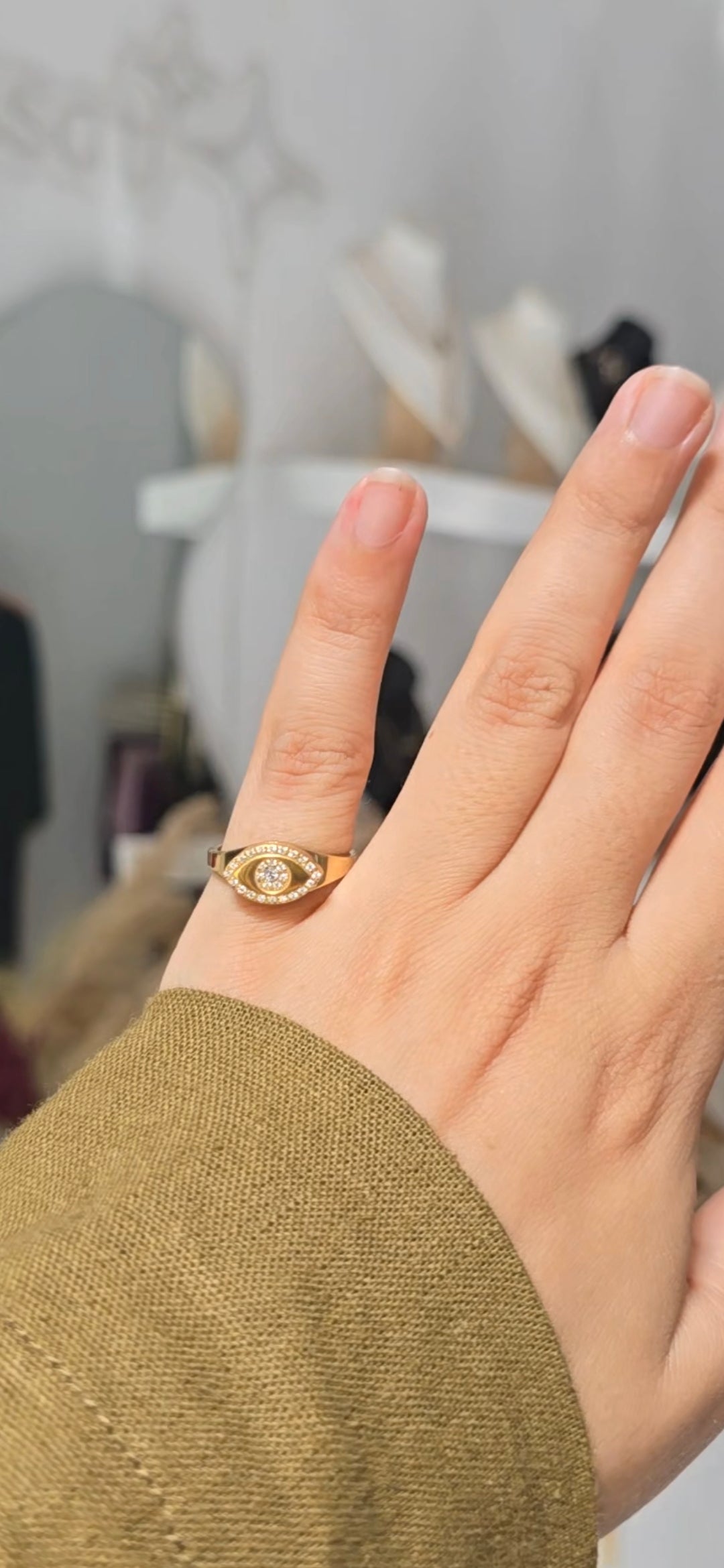 Bague chevaliere ASSIA
