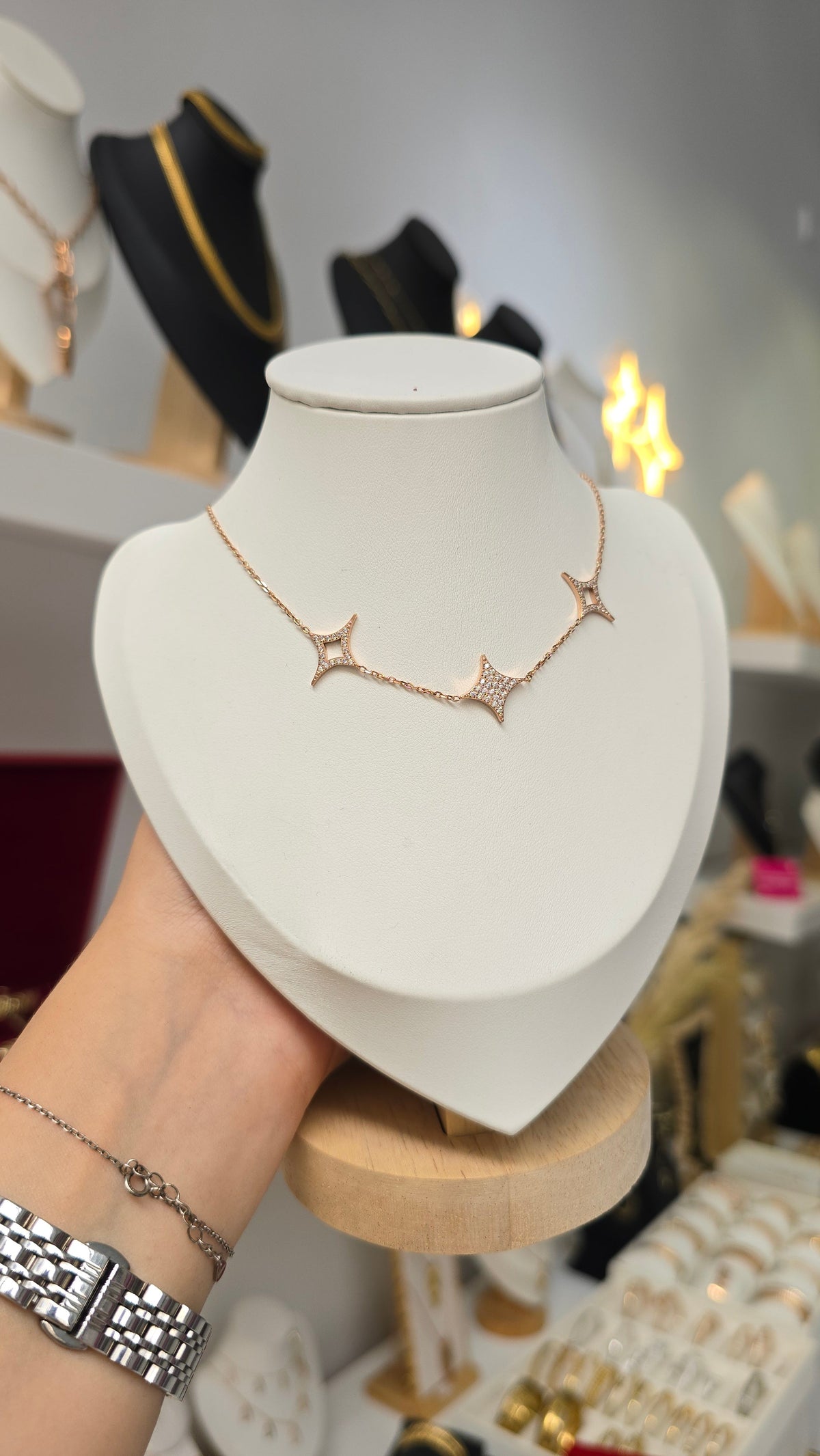 Collier STARS
